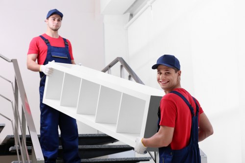Free quote policy for Man And Van Charlton services
